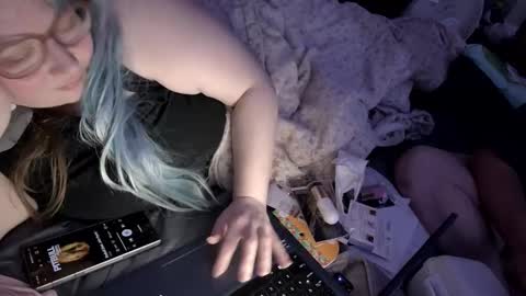 rachs_wardrobe online show from 03.13.26