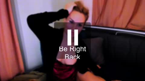 Snapshot of radmila_star chatting on 10.13.25 Radmila Star online show from 10.13.25