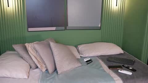 Snapshot of rafa_cruz chatting on 11.12.25 rafa_cruz online show from 11.12.25