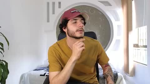 R A F A E L online show from 11.09.25