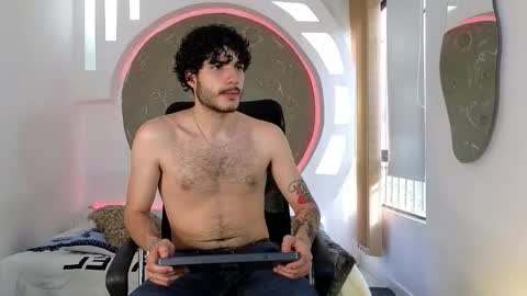 R A F A E L online show from 11.26.25