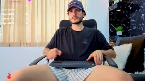 R A F A E L online show from 11.29.25