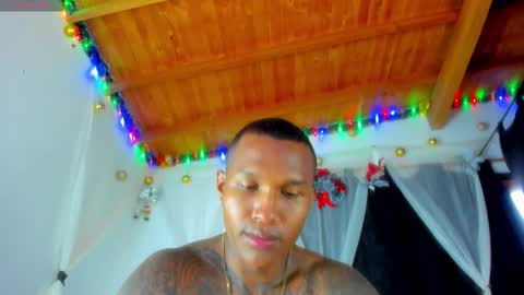 Snapshot of ragnarhot24 chatting on 12.21.25 Andres H online show from 12.21.25