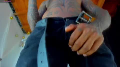 Snapshot of ragnarhot24 chatting on 03.11.26 Andres H online show from 03.11.26