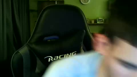 Snapshot of raimondo32 chatting on 12.16.24 Raimondo te Paste online show from 12.16.24