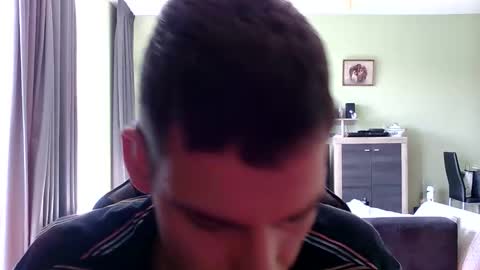 Snapshot of raimondo32 chatting on 09.19.25 Raimondo te Paste online show from 09.19.25