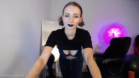 Snapshot of rainleiwa chatting on 10.04.25 Call me Lei online show from 10.04.25