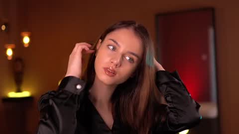 Snapshot of raisadoll chatting on 03.06.25 Raisa online show from 03.06.25