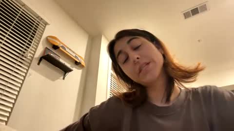 Snapshot of raiyvyn chatting on 12.21.24 Ray Ray online show from 12.21.24