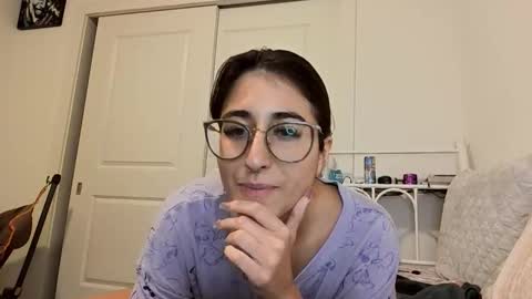 Snapshot of raiyvyn chatting on 10.16.25 Ray Ray online show from 10.16.25