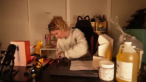 Snapshot of ramichick chatting on 03.04.25 Rami online show from 03.04.25