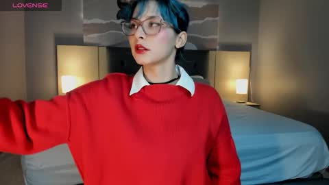 Snapshot of ramonaa_gold chatting on 12.22.25 Ramona online show from 12.22.25