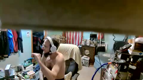 Snapshot of randalltotazz chatting on 12.07.24 Randall online show from 12.07.24