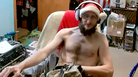 Snapshot of randalltotazz chatting on 12.19.24 Randall online show from 12.19.24