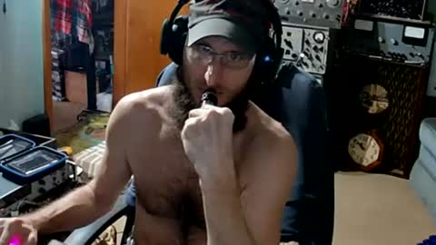 Snapshot of randalltotazz chatting on 09.17.25 Randall online show from 09.17.25