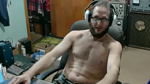 Snapshot of randalltotazz chatting on 11.19.25 Randall online show from 11.19.25