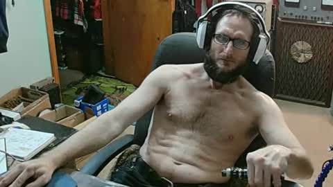 Snapshot of randalltotazz chatting on 12.13.25 Randall online show from 12.13.25