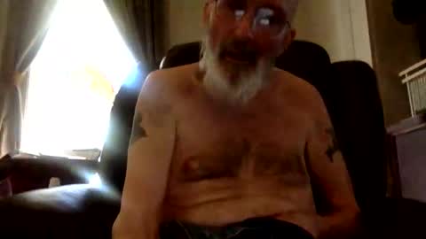 Snapshot of rando56 chatting on 10.29.25 Randy online show from 10.29.25