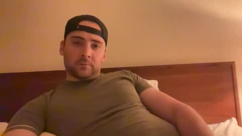 Snapshot of randomdude5950 chatting on 11.21.25 randomdude5950 online show from 11.21.25