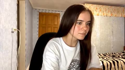 Lia online show from 09.13.25