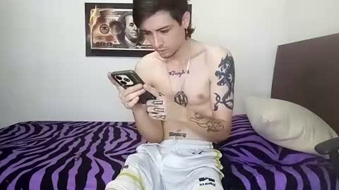 Snapshot of rangel_sex chatting on 06.20.26 Rangel and Lola online show from 06.20.26