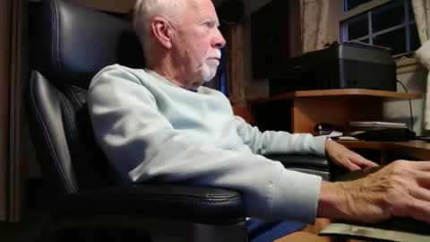 Snapshot of ranger1001 chatting on 01.06.25 ranger1001 online show from 01.06.25