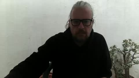 Ran online show from 04.12.26