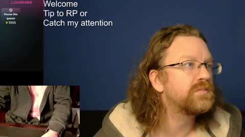 Snapshot of rathie chatting on 10.19.25 rathie online show from 10.19.25