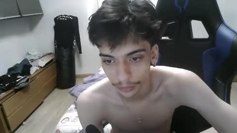 Snapshot of ratlean21 chatting on 12.13.24 ratlean21 online show from 12.13.24