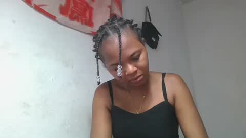 Snapshot of ratsiranella chatting on 11.11.25 ratsiranella online show from 11.11.25