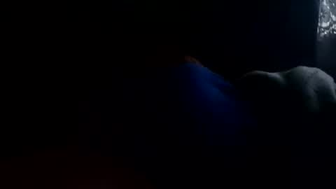 Snapshot of rauw chatting on 10.19.25 rauw online show from 10.19.25