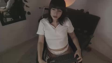 Snapshot of rav_end chatting on 03.13.26 rav_end online show from 03.13.26