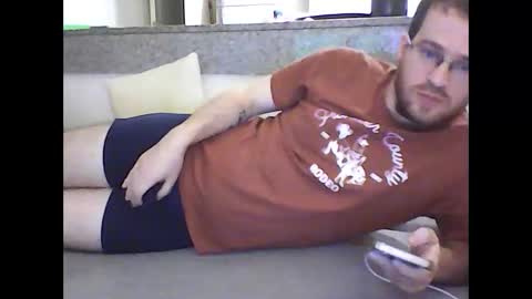 Snapshot of raven_87 chatting on 04.05.26 Raven online show from 04.05.26