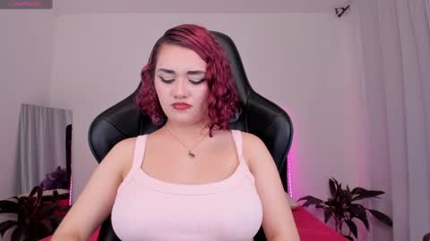 Snapshot of raven__white1 chatting on 01.23.25 Raven online show from 01.23.25