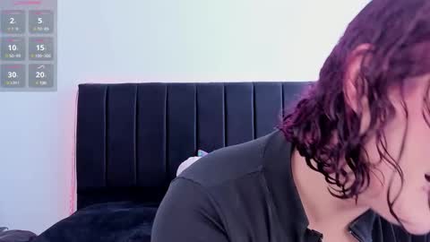 Snapshot of raven__white1 chatting on 01.30.25 Raven online show from 01.30.25