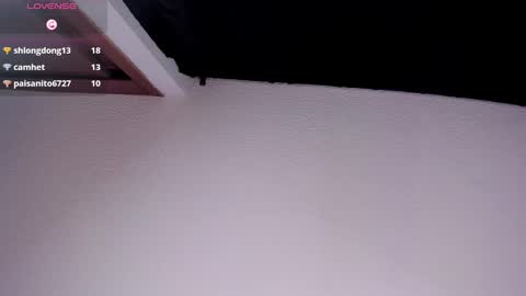 Snapshot of raven__white1 chatting on 03.09.25 Raven online show from 03.09.25