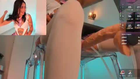 Snapshot of raven_blackk chatting on 01.06.26 Raven online show from 01.06.26