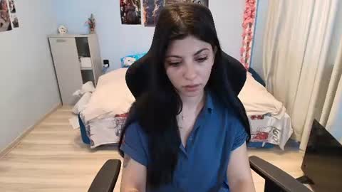 raven_haired_goddess online show from 06.21.26