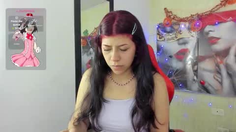 Snapshot of raven_rouge chatting on 10.29.25 gata online show from 10.29.25