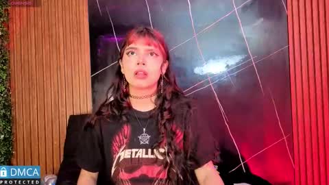 raven_rox_ online show from 11.17.25