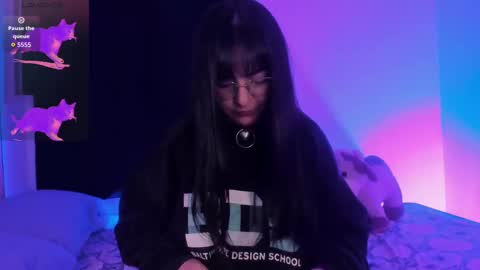 Raven  online show from 11.20.25