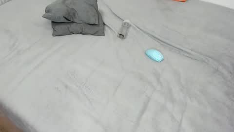 Snapshot of raveneusbiter chatting on 02.03.26 Raveneusbiter online show from 02.03.26