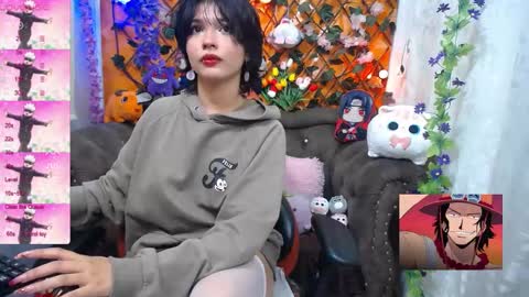 Snapshot of ravenn_20 chatting on 03.11.25 RavenN online show from 03.11.25