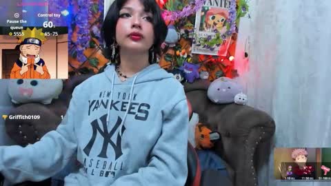 Snapshot of ravenn_20 chatting on 11.03.25 RavenN online show from 11.03.25