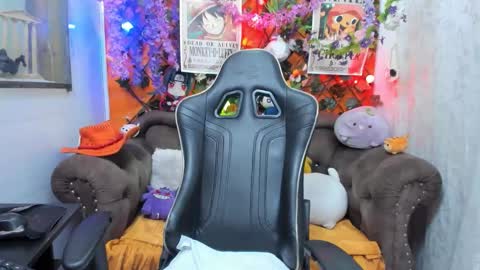 RavenN  online show from 12.20.25