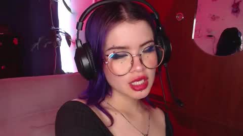 raventh_ online show from 10.13.25