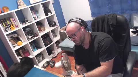 ravingr3d3 online show from 10.20.25