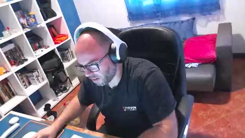 ravingr3d3 online show from 06.26.26