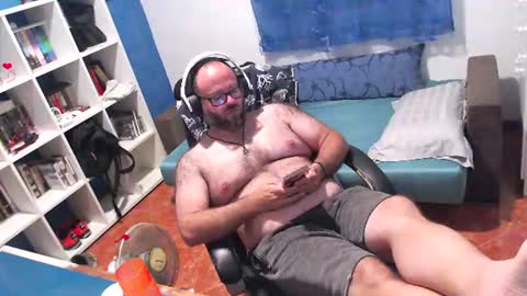 ravingr3d3 online show from 07.18.26