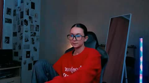 Snapshot of raviolly046 chatting on 10.01.25 Alia Mereyn online show from 10.01.25
